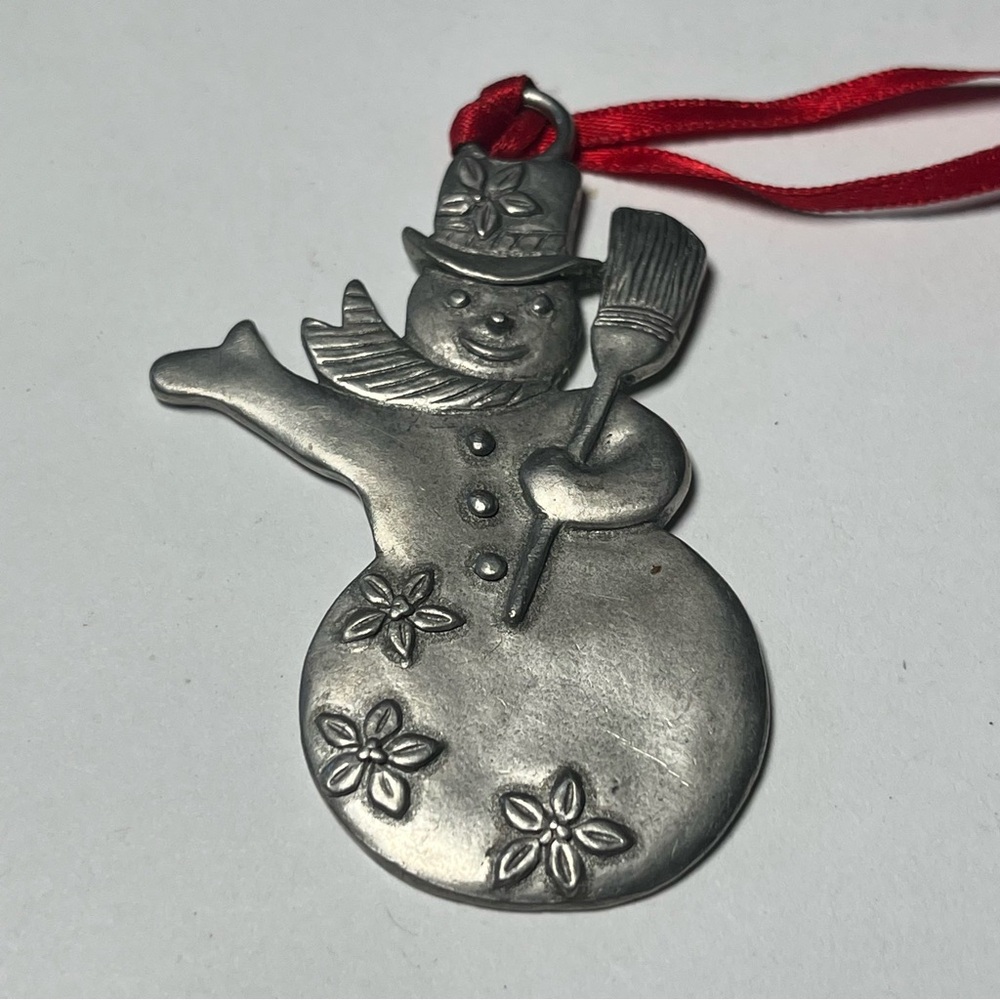 Vtg 1983 seagull pewter canada ornament